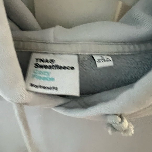 Aritzia Tna sweatshirt light blue - Picture 2 of 2